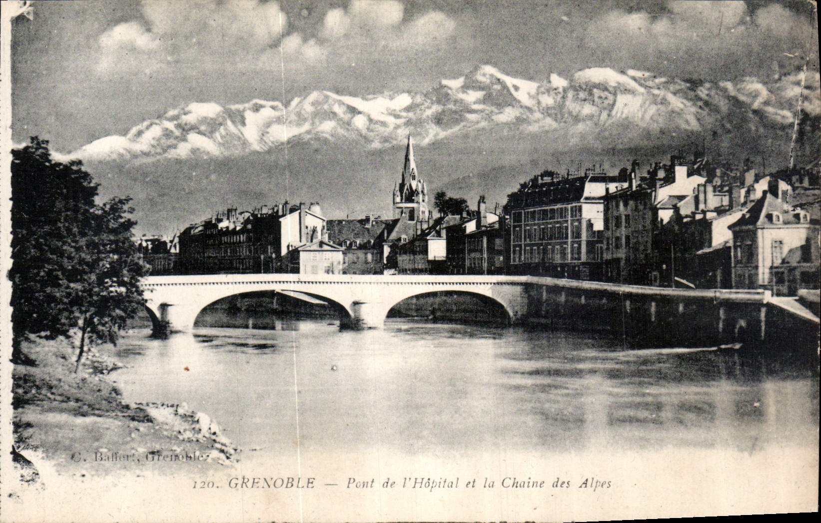 Grenoble — Brücke des Krankenhauses und die Kette der Alpen — C. Baffier, Grenoble, n°120