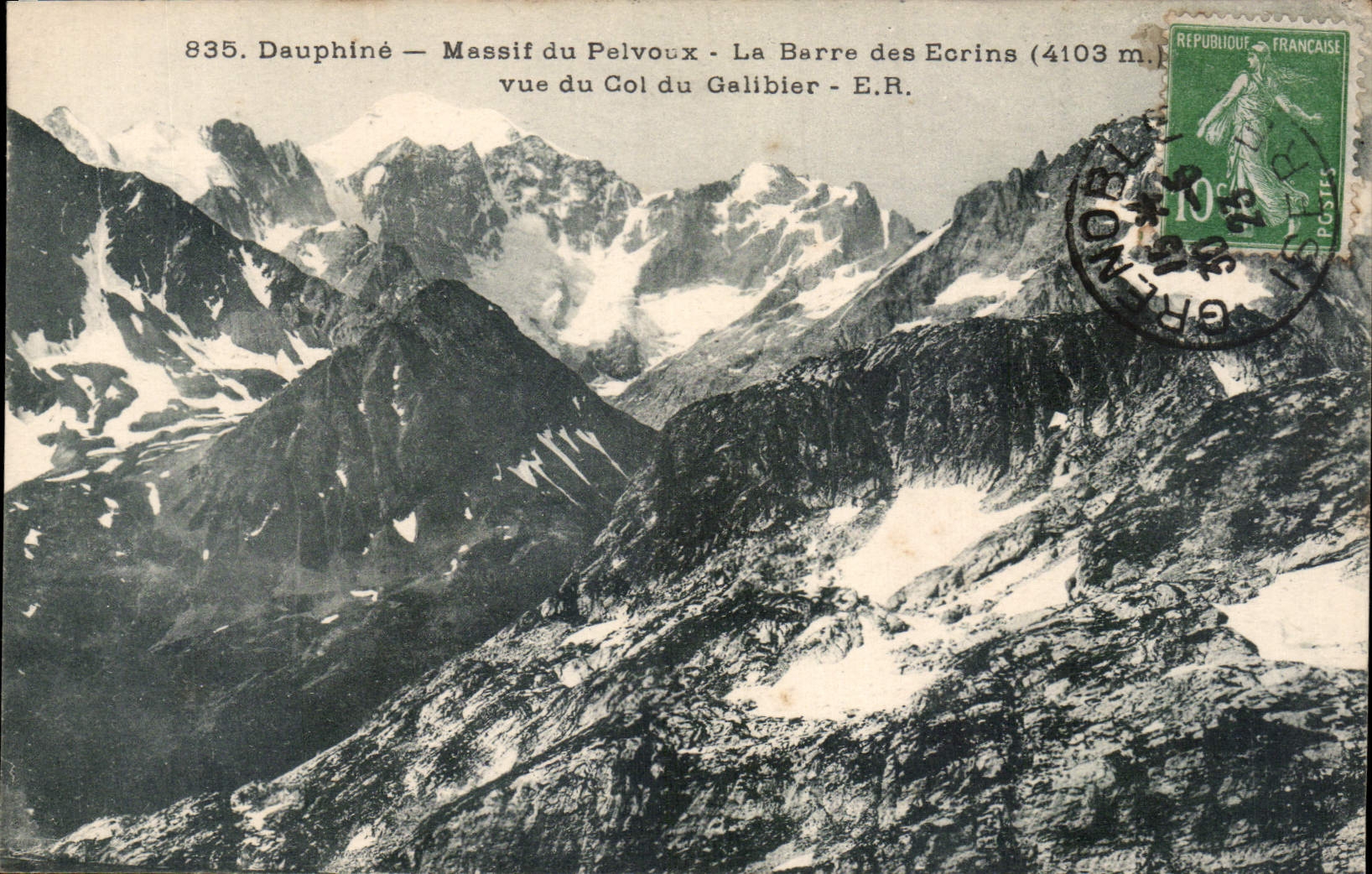 Dauphiné — Massif du Pelvoux — La Barre des Ecorins (4103 m) — vue du Col du Galibier — E.R.