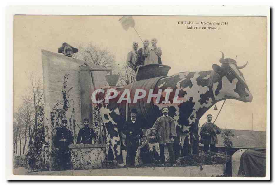 CHOLET mi careme 1914 laiterie en fraude vache geante clown carnaval policiers carnival pittoresque animation TOP CPA