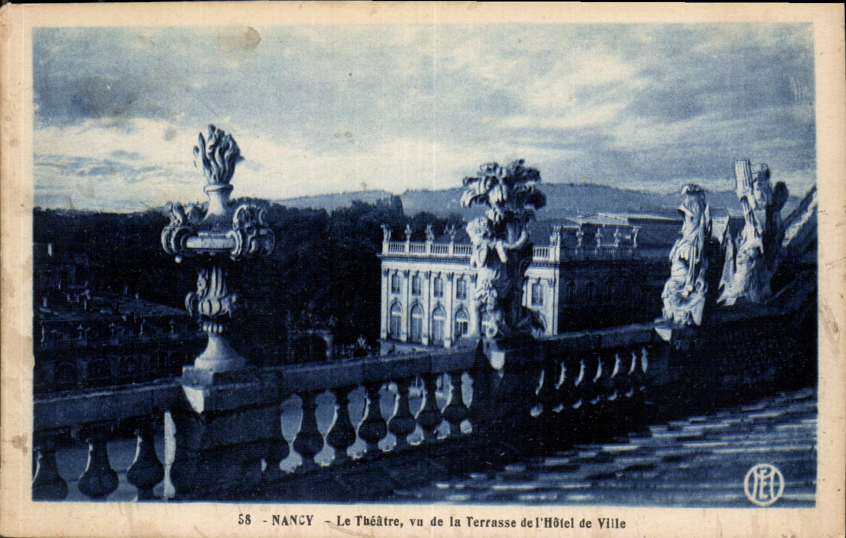 NANCY — Le Théâtre, vu de la Terrasse de l'Hôtel de Ville — éditeur JEA, n° 58
