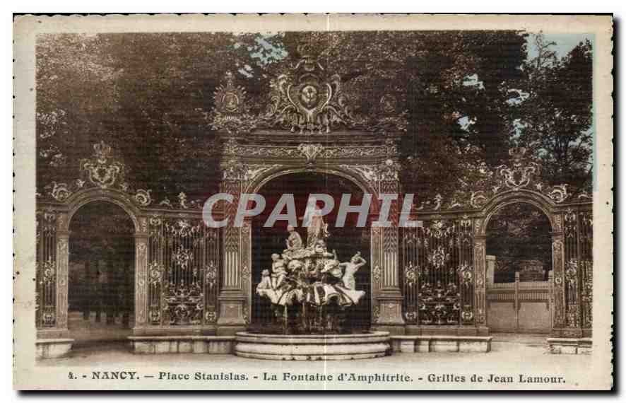 CPA Nancy Place Stanislas la Fontaine d'Amphitrie Grilles de Jean Lamour 