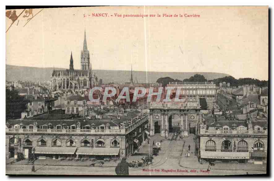 CPA Nancy vue panoramique sur la Place de la Carriere 