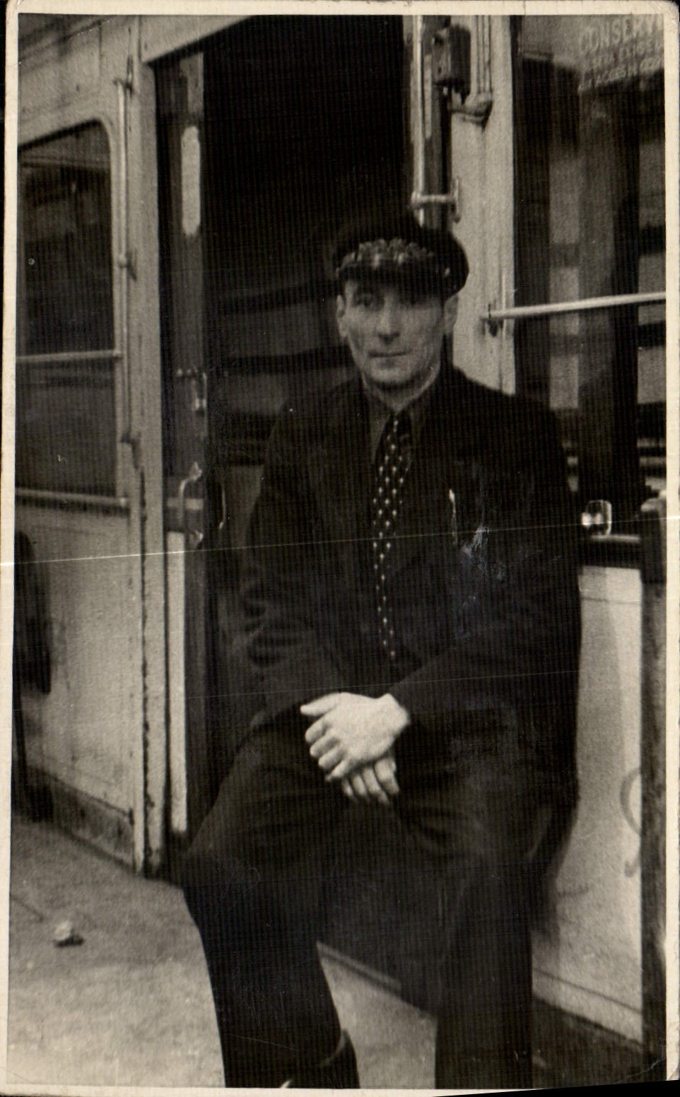 CARTE PHOTO Homme Metro