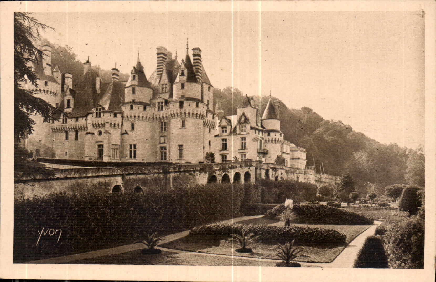 CPA Chateaux de la Loire Chateau de Rigny Usse vue d'ensemble Nord Est 