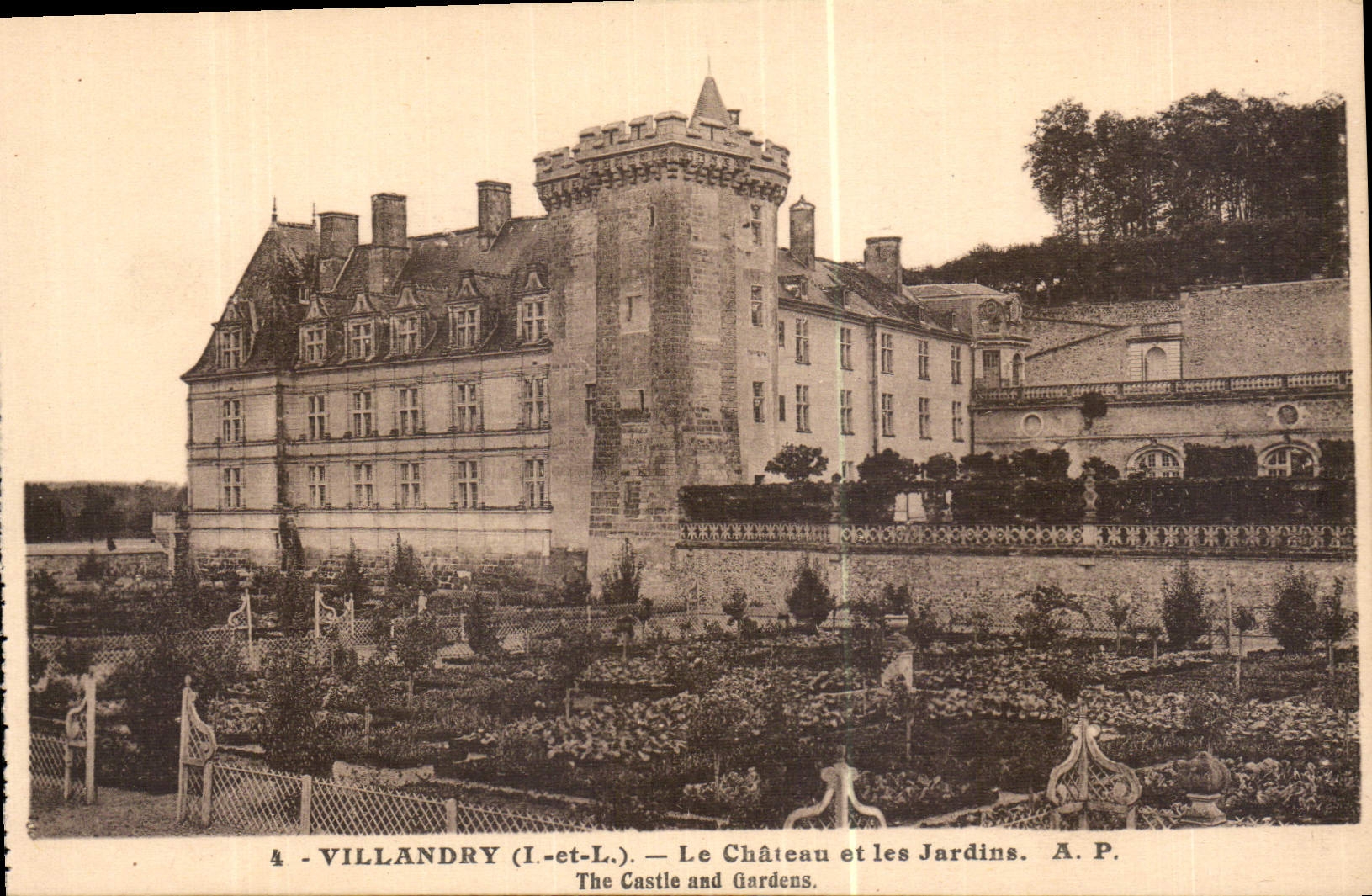 CPA Villandry I et L le Chateau et les Jardins 