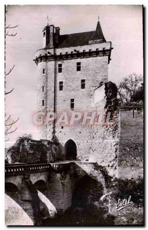 CPA Le Chateau de Chinon la Tour de l'Horloge et le Pont sur les Fosses 