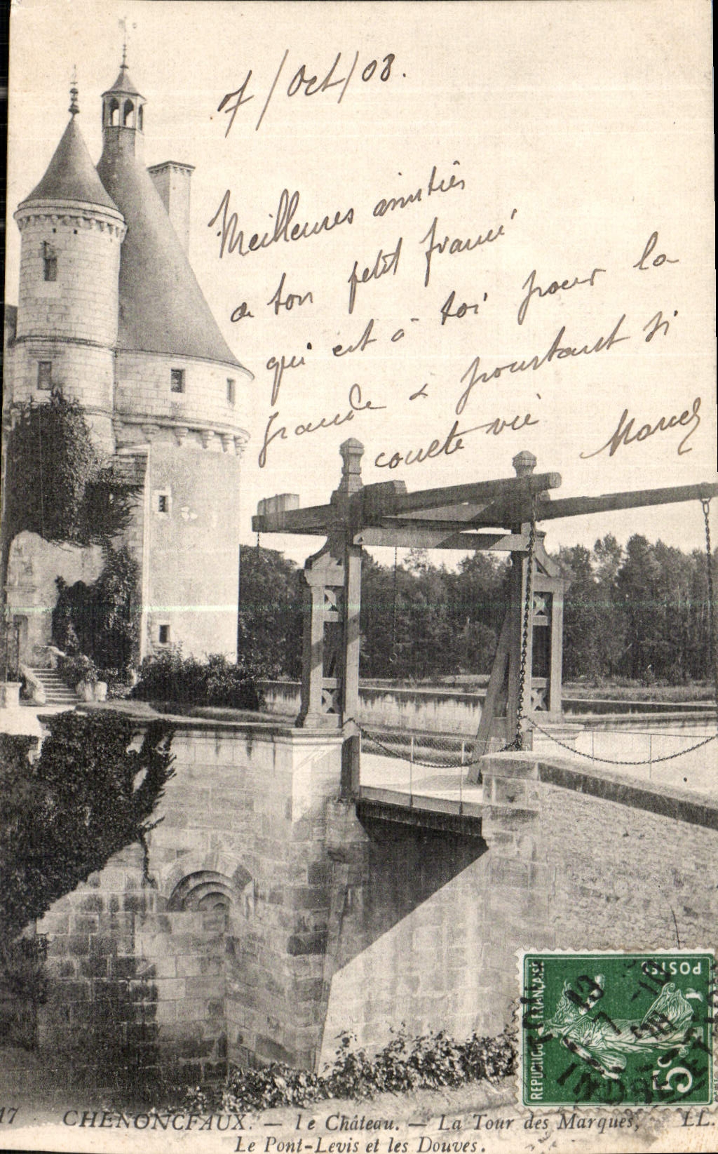 CPA Chenonceaux le Chateau la Tour des Margues le Pont Levis et les Douves 