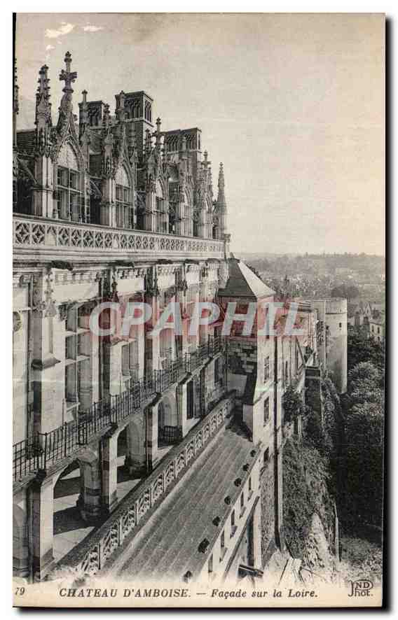 CPA Chateau d'Amboise Facade sur la Loire 