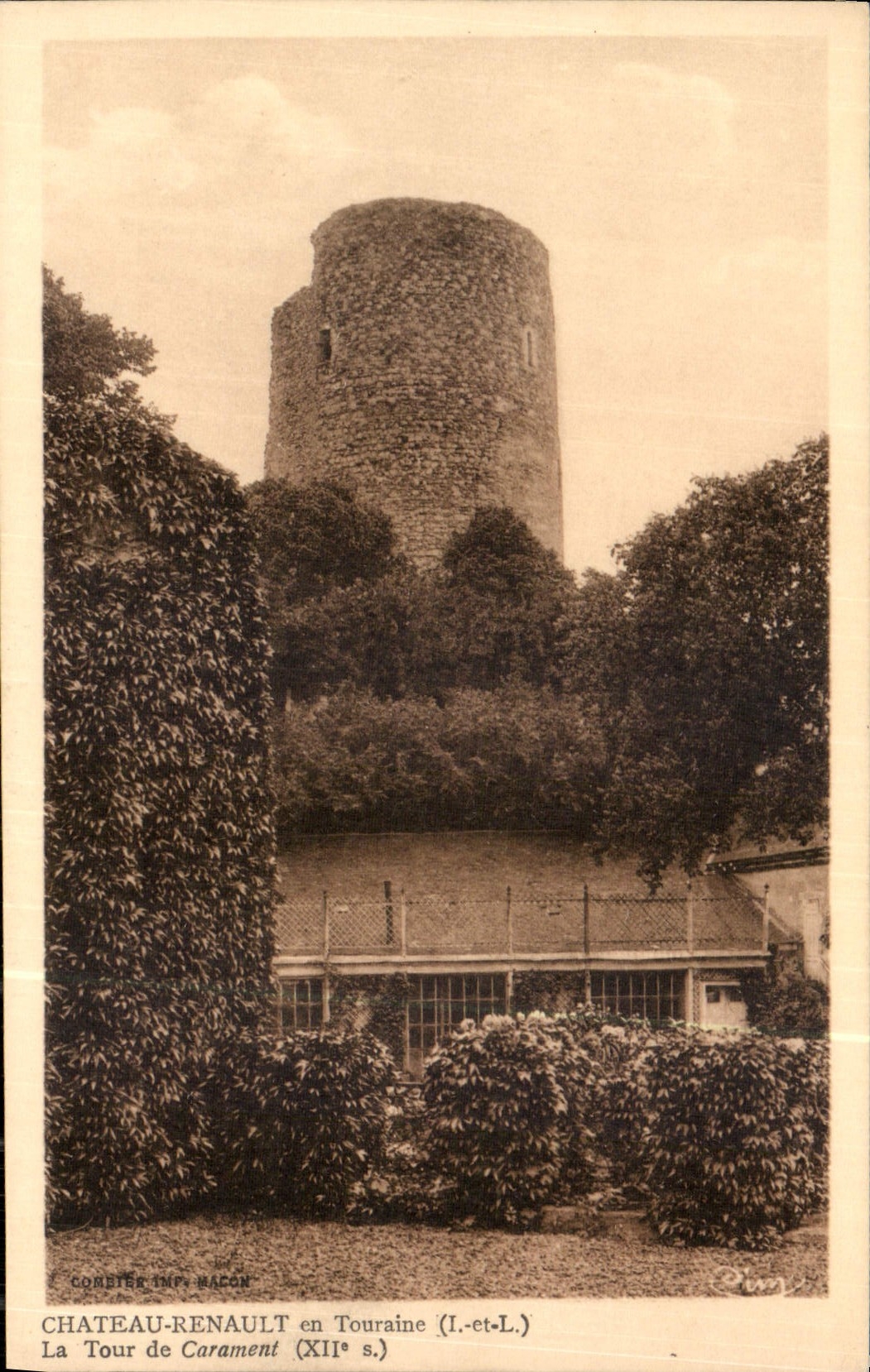 CPA Chateau Renault en Touraine I et L la Tour de Carament XII S 