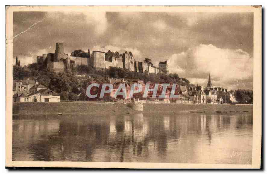 CPA Chinon Indre et Loire le Chateau vu des rives de la Vienne 