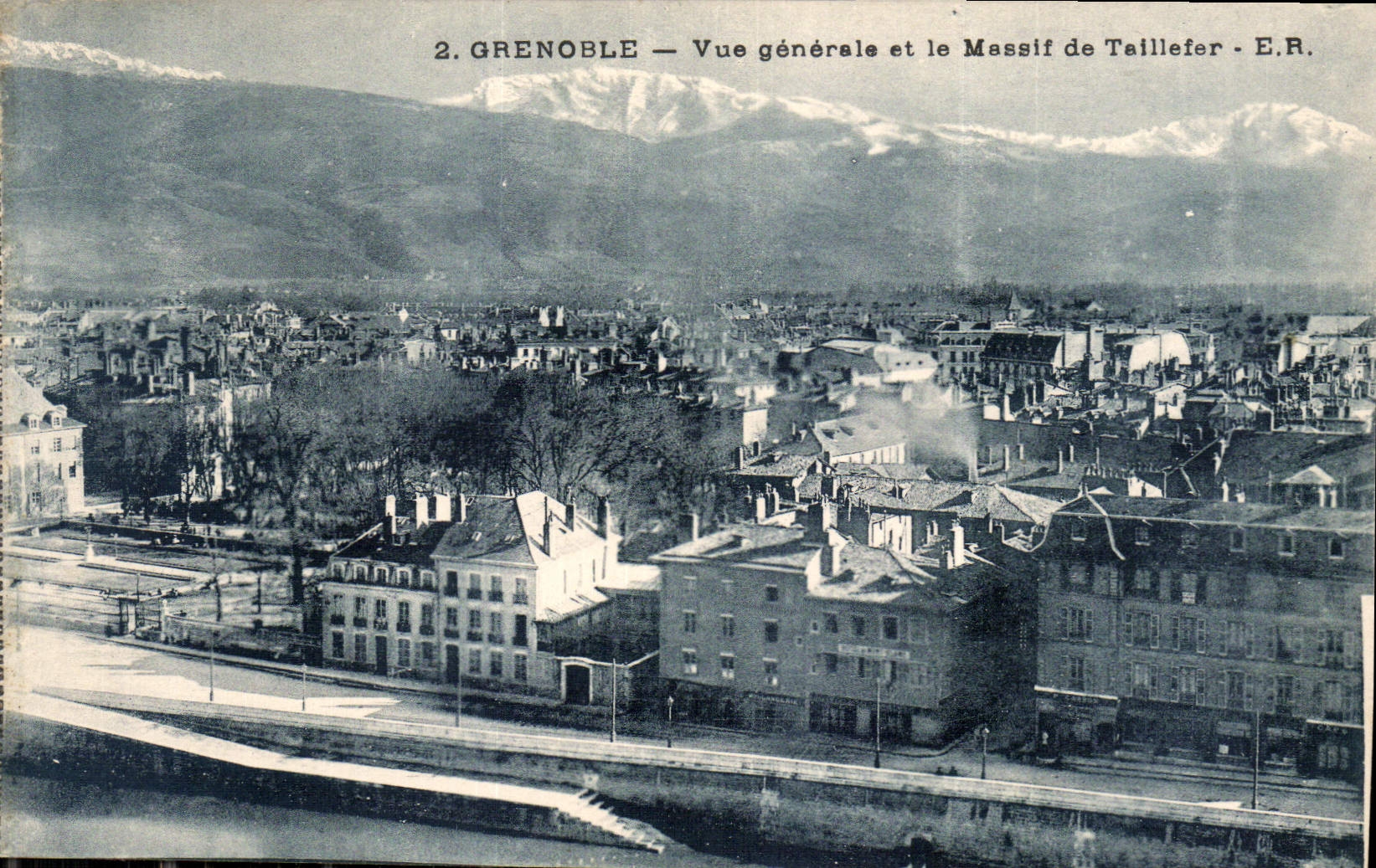Grenoble — Vue générale et le Massif de Taillefer — E.R.