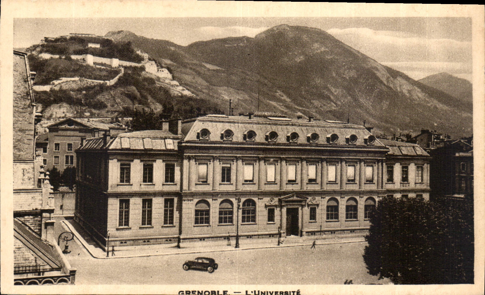 Grenoble — L'Université — Éditeur non identifié, n° de série non visible