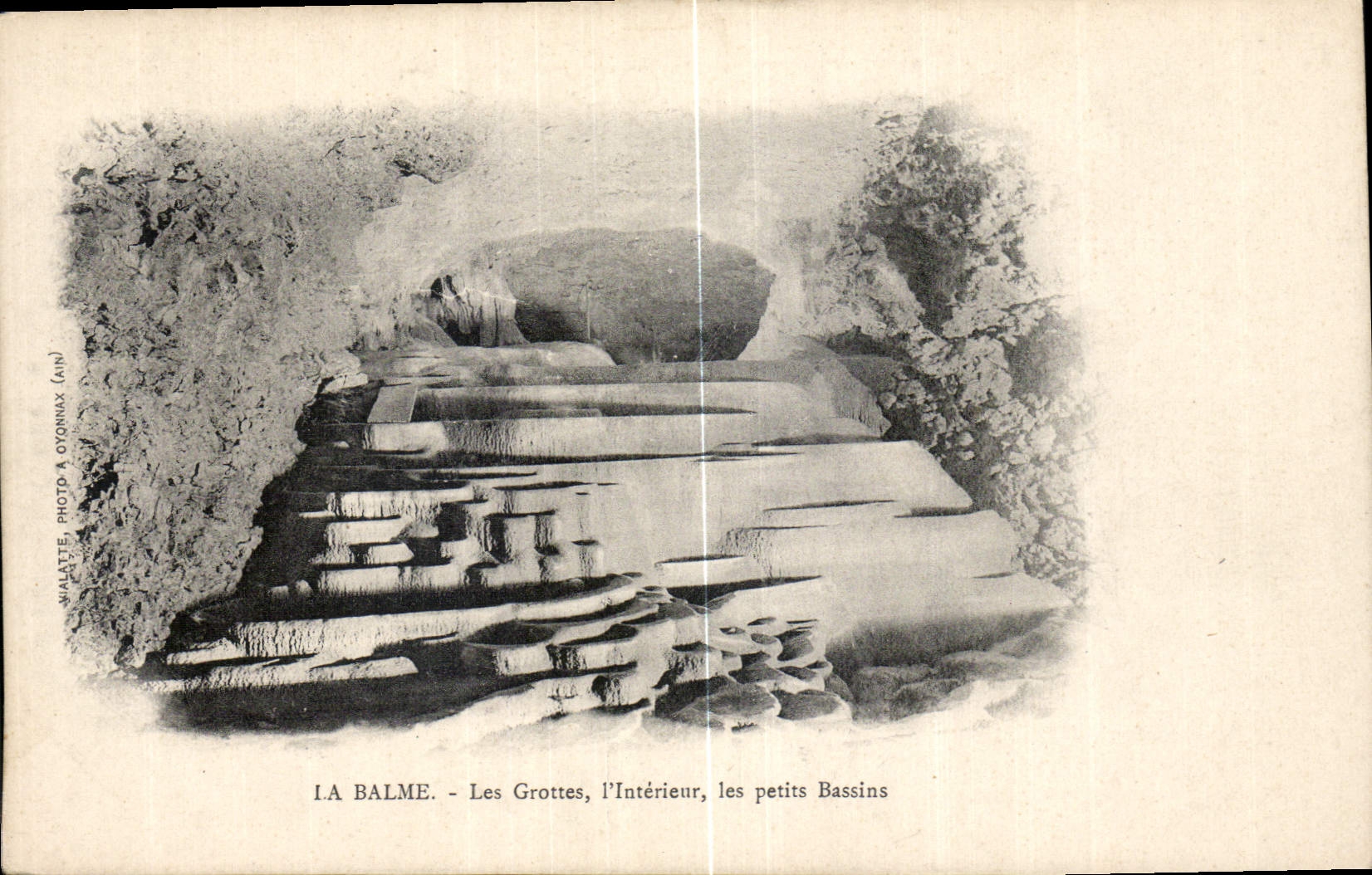 Les Grottes, l'Intérieur, les petits Bassins — Balme (Ain) — Photo Oyonnax