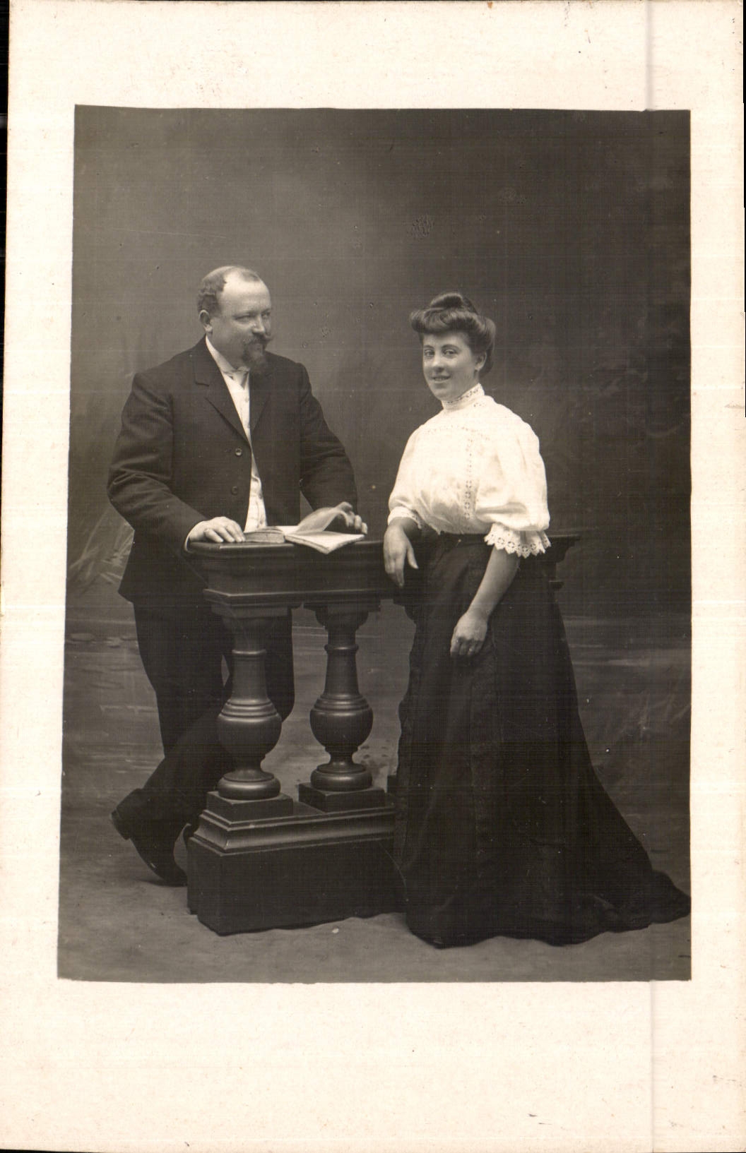 CARTE PHOTO Femme
