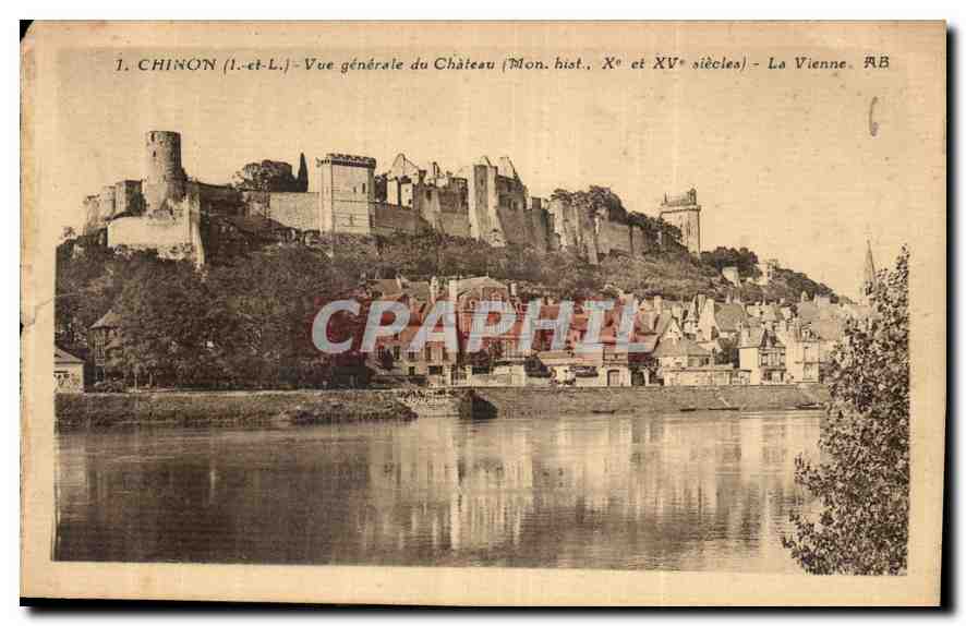 CPA Chinon I et L Vue generale du Chateau Mon hist La Vienne 