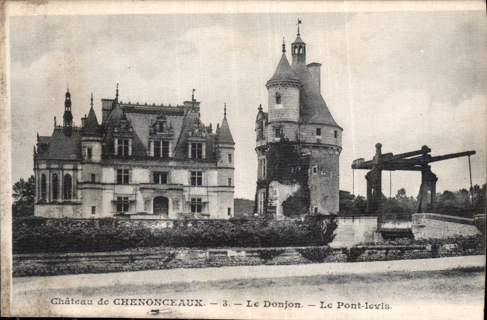 CPA Chateau de Chenonceaux Le Donjon Le Pont Levis 