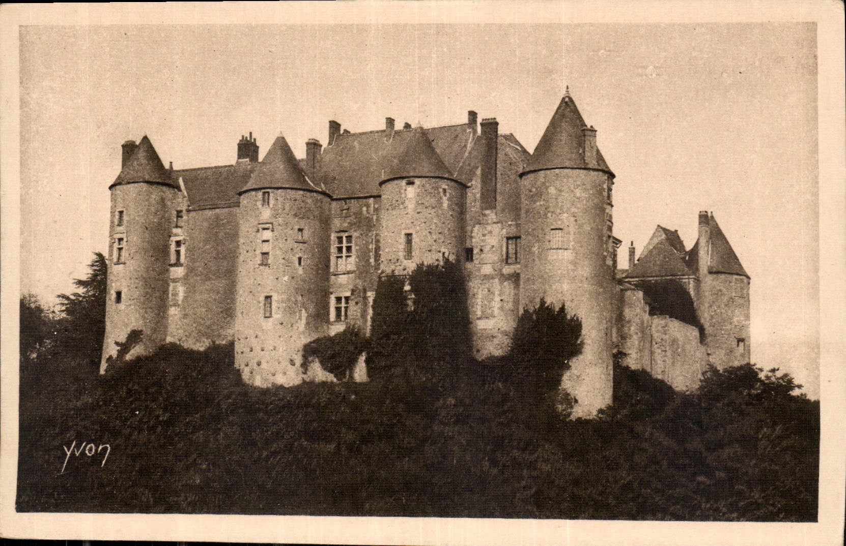 CPA La Douce France Chateaux de la Loire Chateau de Luynes 