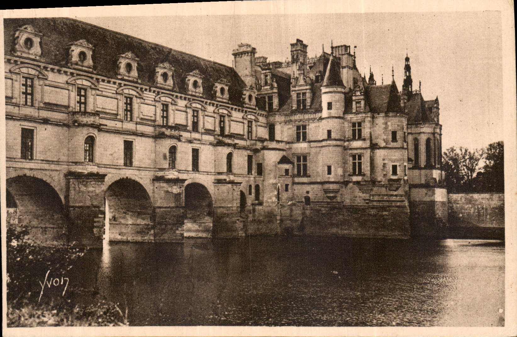 CPA La Douce France Chateaux de la Loire Chateau de Chenonceaux Cote Sud Ouest 