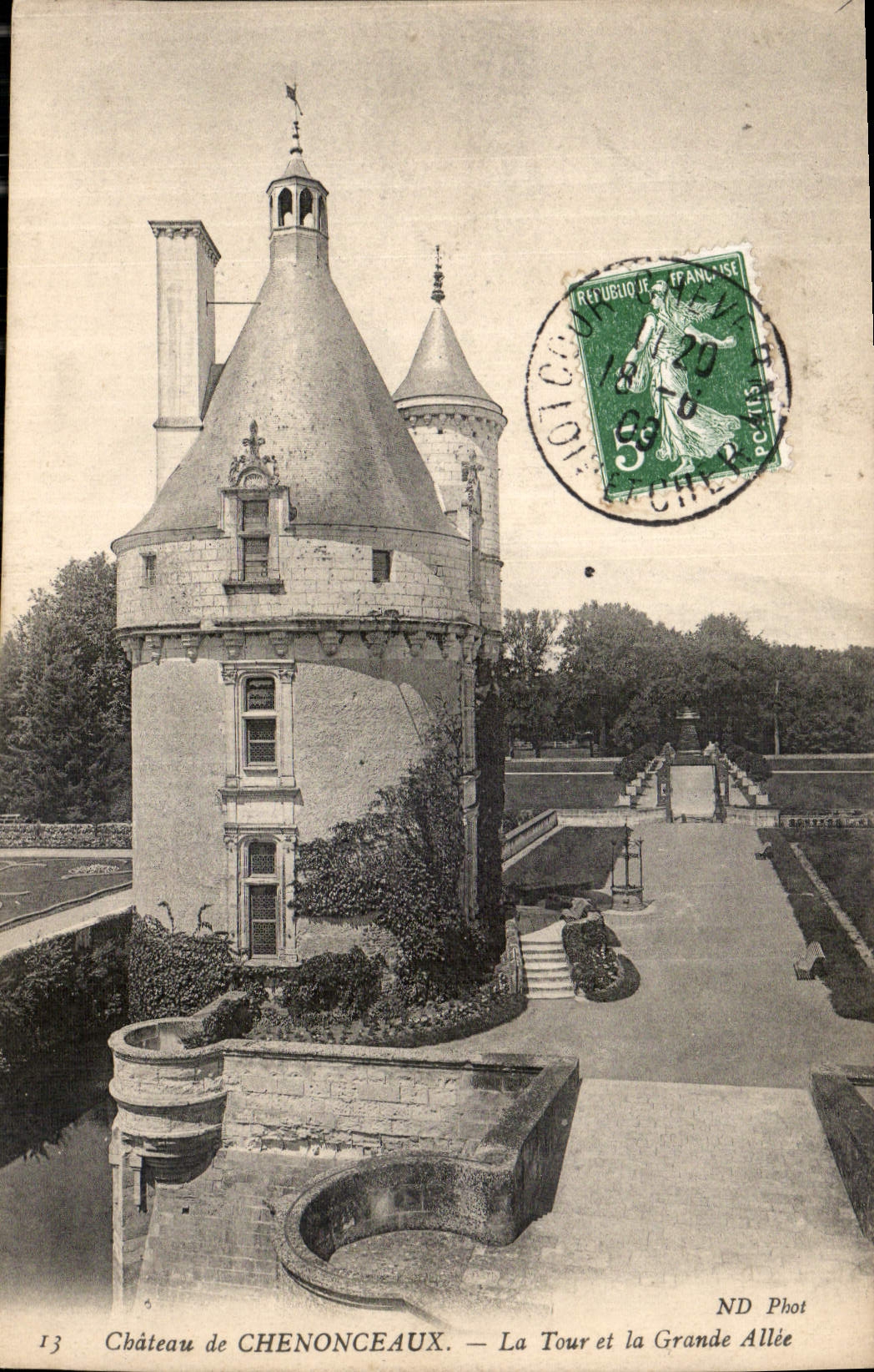 CPA Chateau de Chenonceaux La Tour et la Grande Allee 