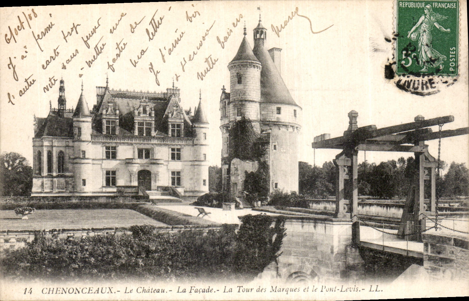 CPA Chenonceaux le Chateau La Tour des Narques et le Pont Levis 