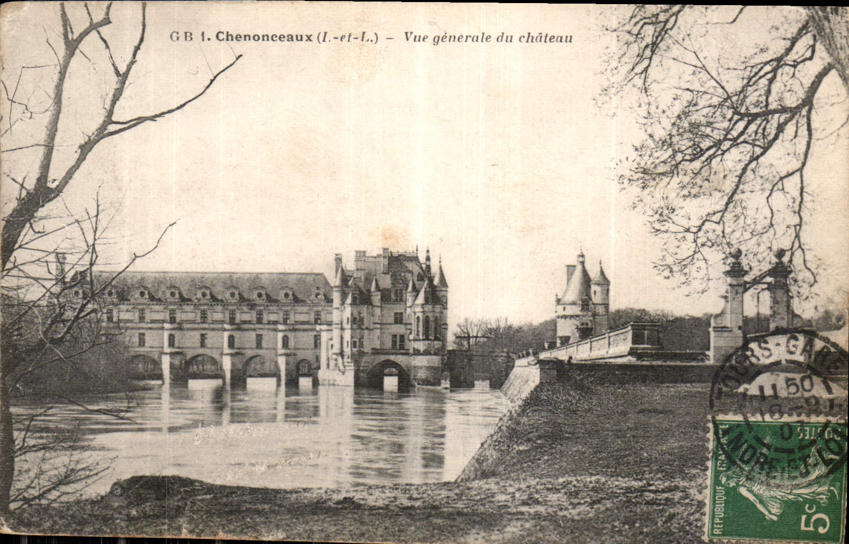 CPA Chenonceaux I et L Vue generale du Chateau 