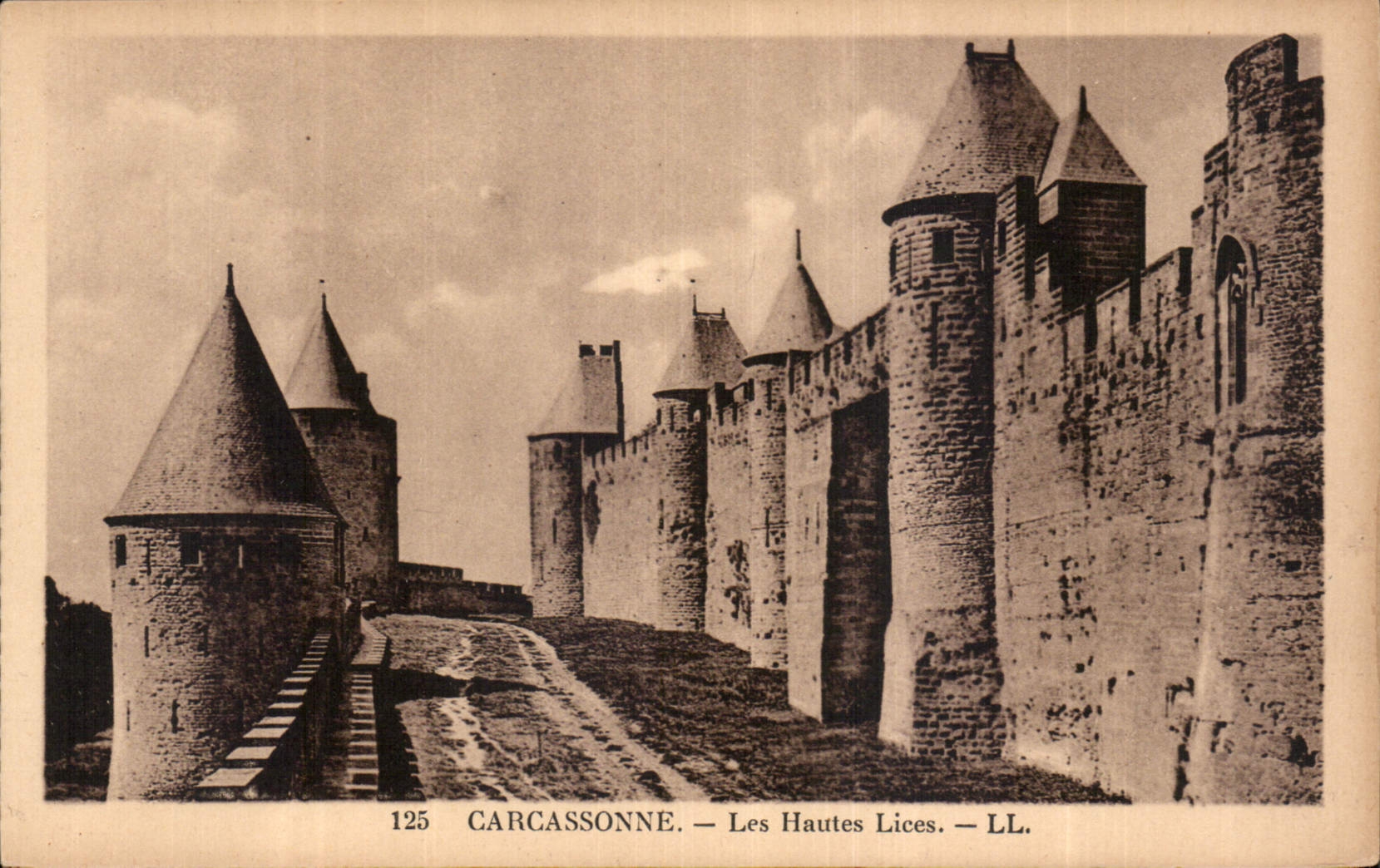CPA Carcassonne Les Hautes Lices 