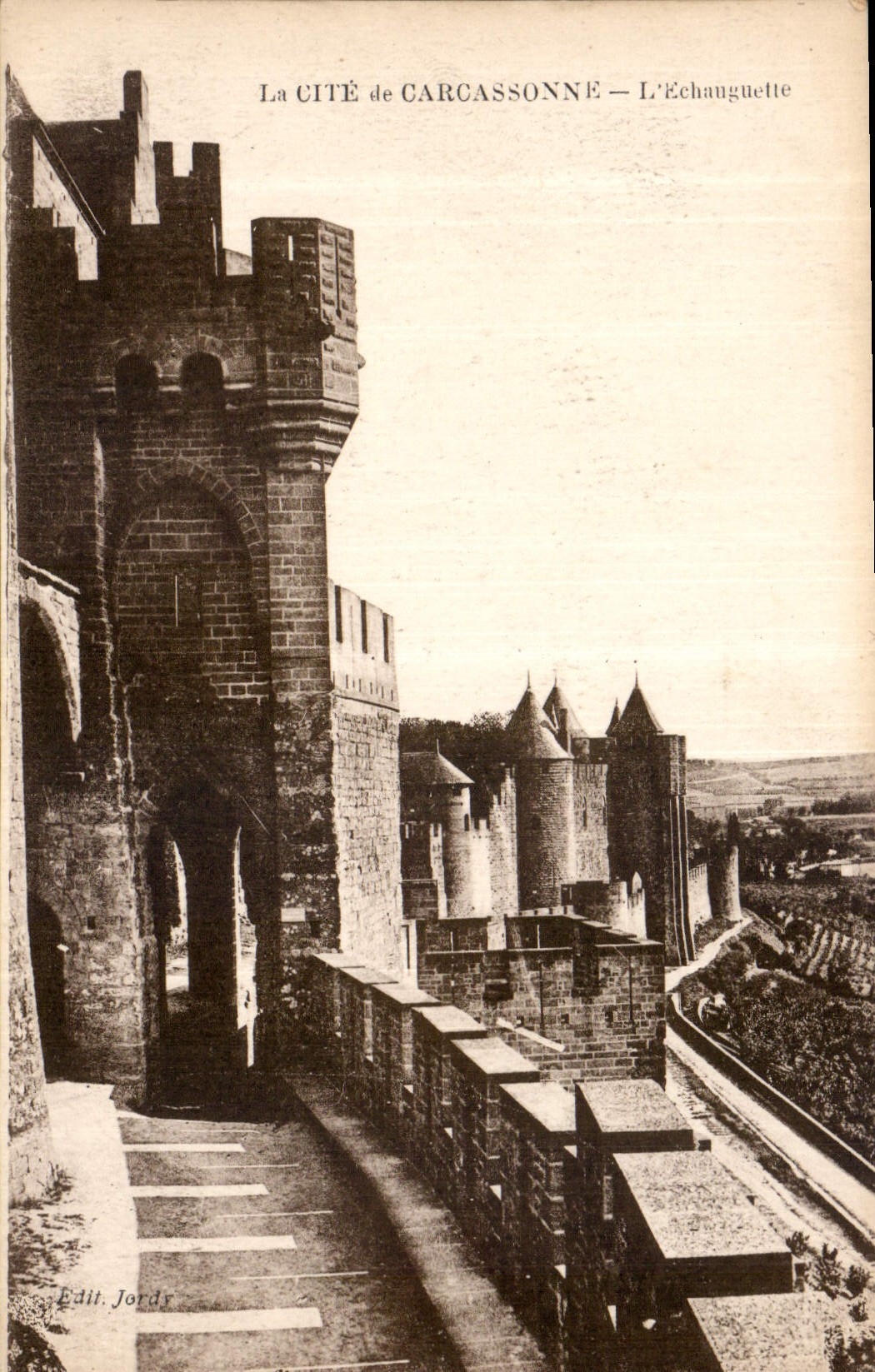 CPA La Cite de Carcassonne L'Echauguelle 
