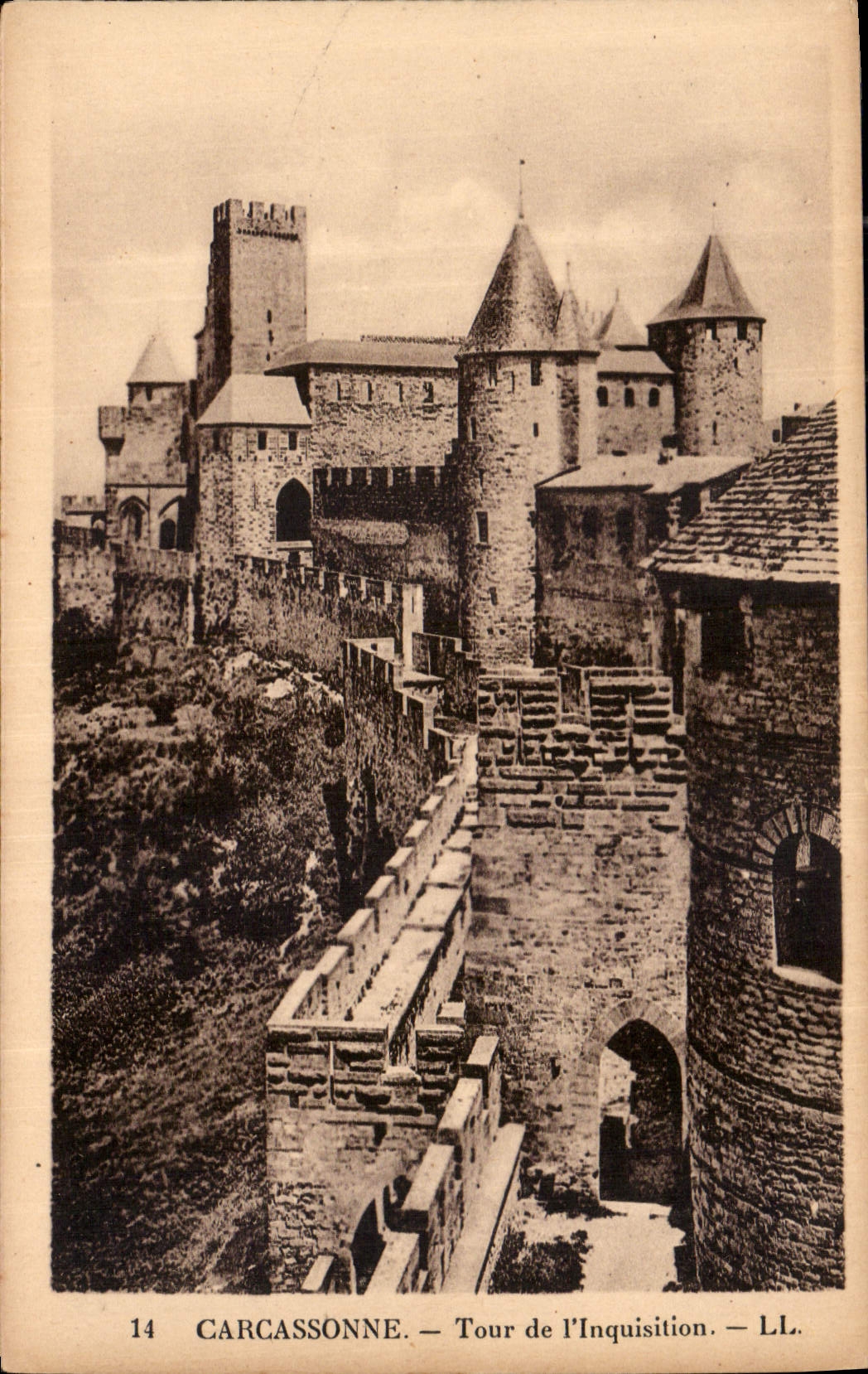 CPA Carcassonne Tour de L'Inquisition 