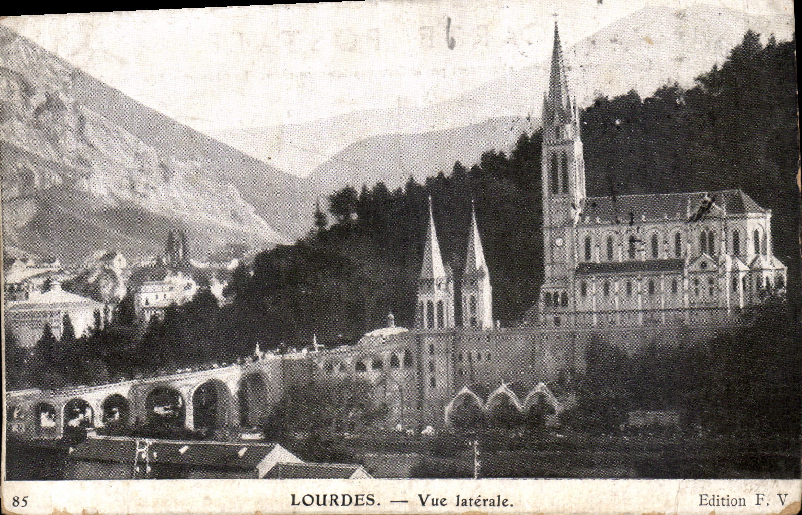 CPA Lourdes Vue laterale 