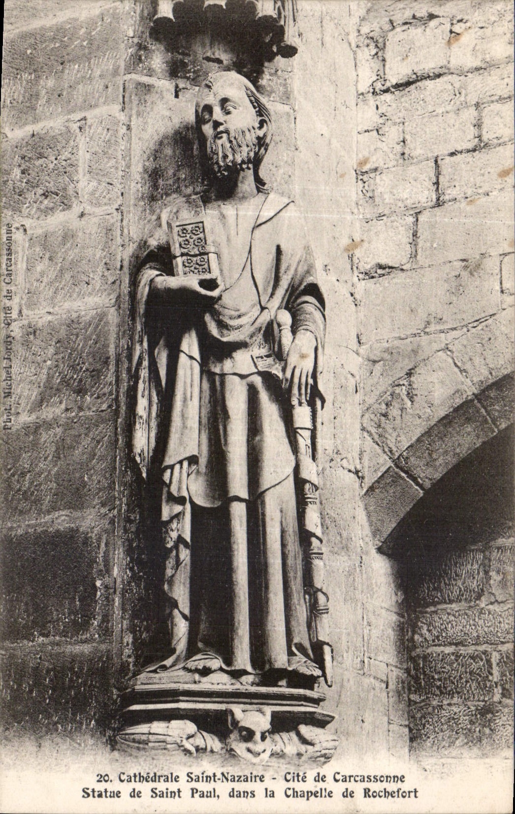 CPA Cathedrale Saint Nazaire Cite de Carcassonne Statue de Saint Paul dans la Chapelle de Rochefort 