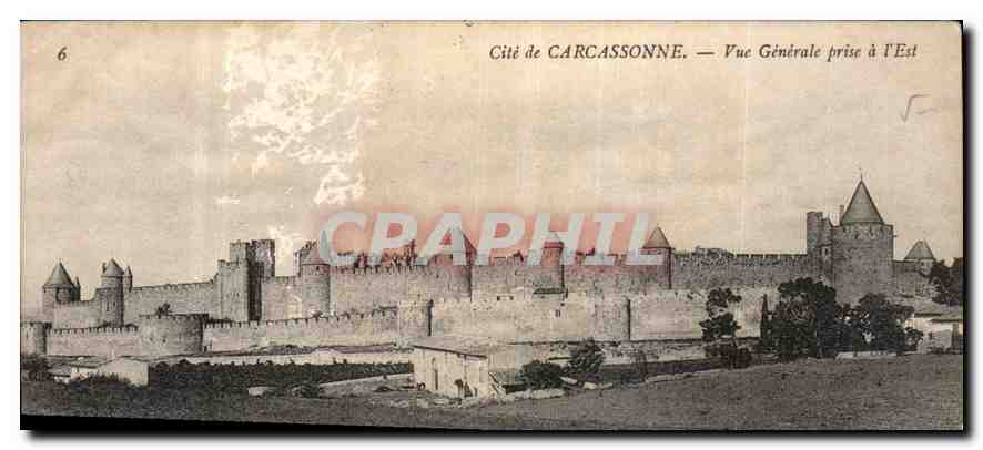 CPA Cite de Carcassonne vue generale prise a l'Est 