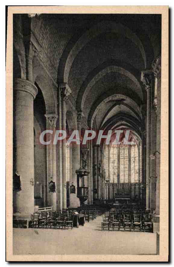 CPA Cite de Carcassonne Eglise Saint Nazaire Nef vue de l'entree 