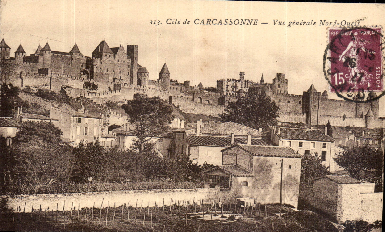 Cité de CARCASSONNE — Allgemeiner Blick nach Nordwesten — Verlag: République Française, Nr. 213