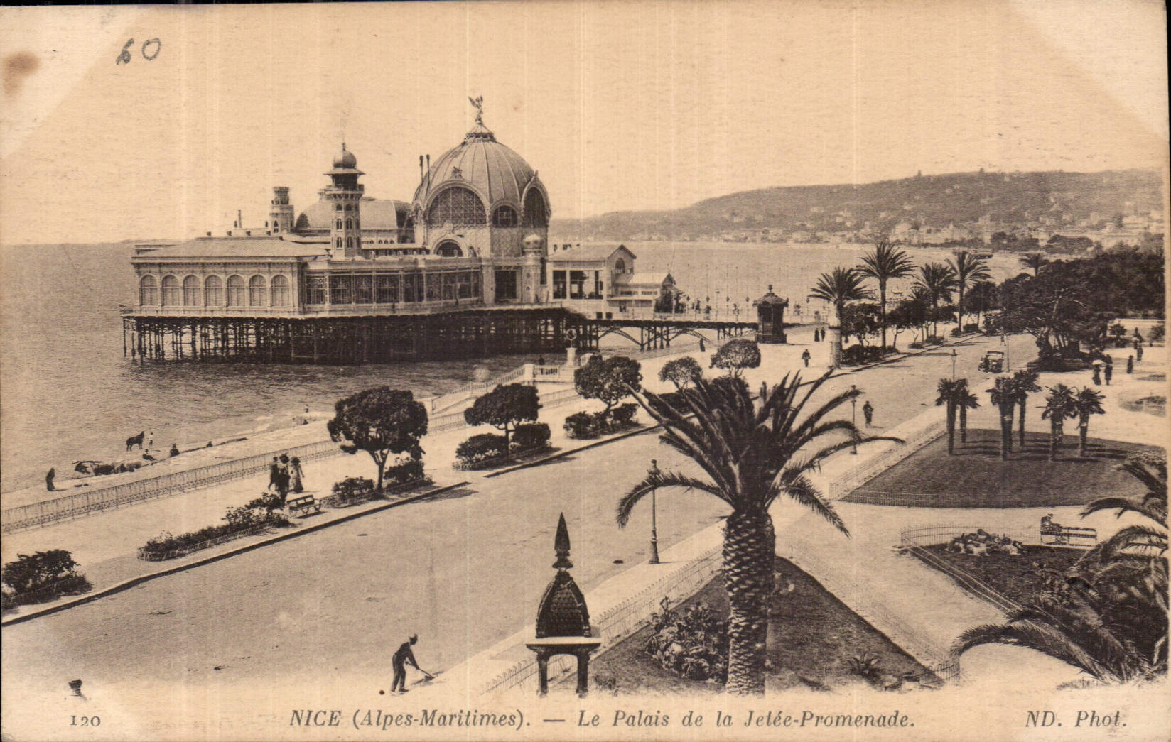 CPA Nice Alpes Maritimes le Palais de la Jetee Promenade 