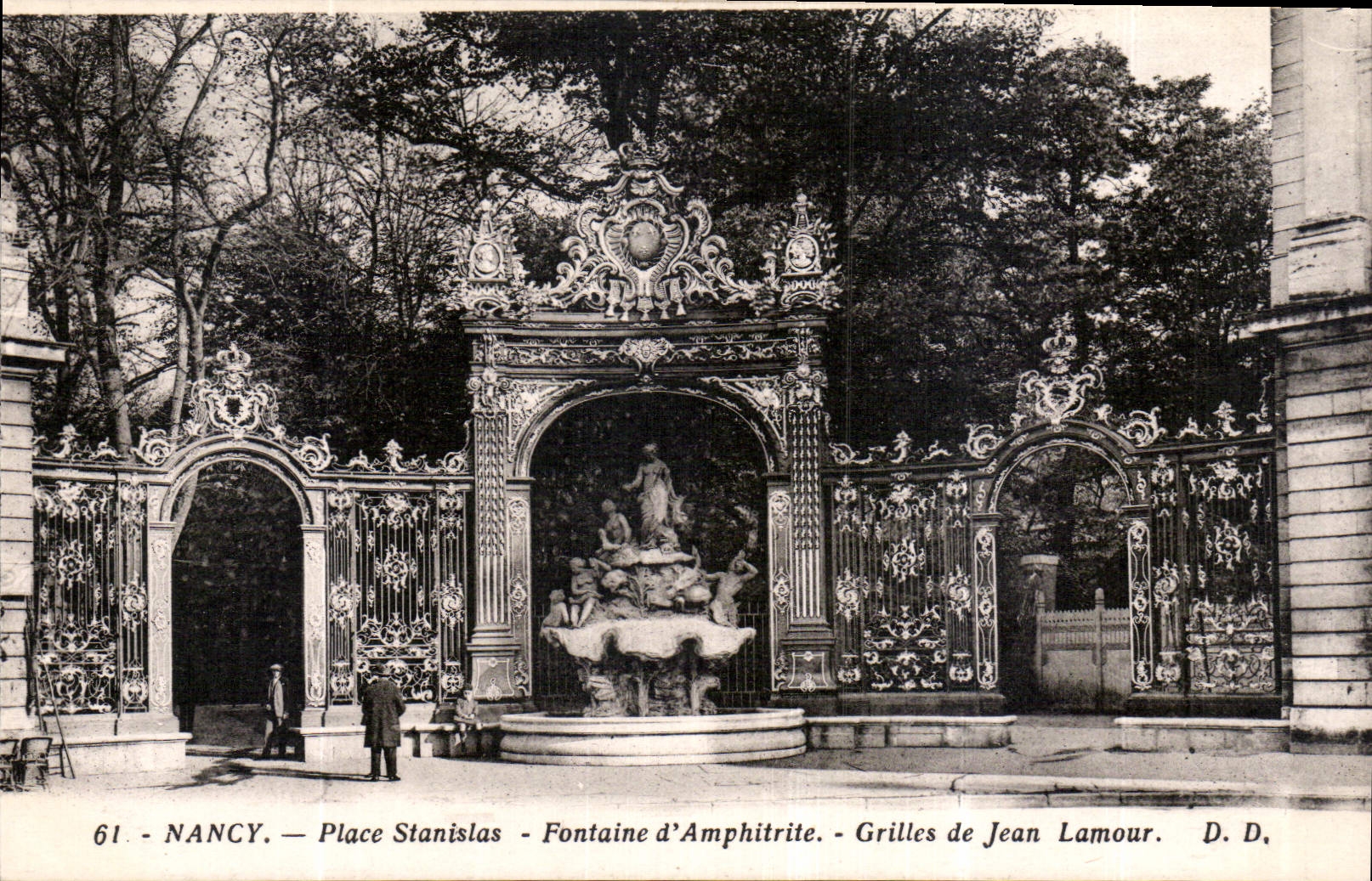 NANCY — Place Stanislas — Fontaine d'Amphitrite — Grilles de Jean Lamour