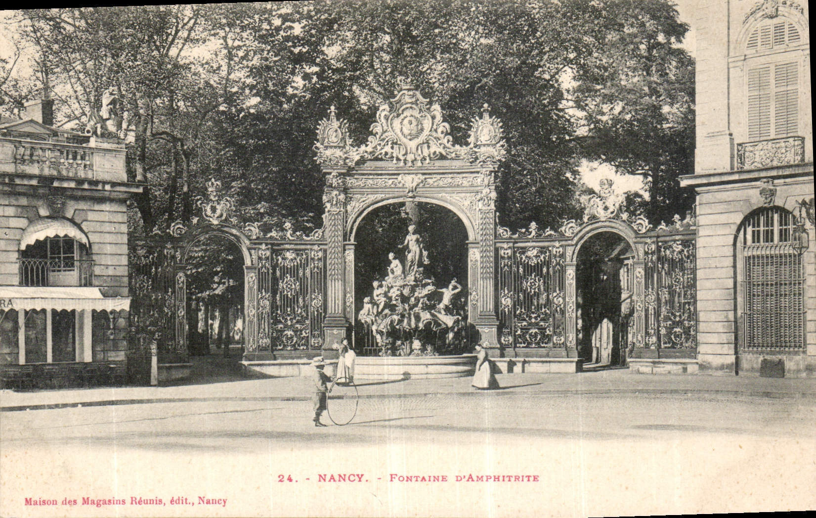 Nancy - Fontaine d'Amphitrite — Maison des Magasins Réunis, Nancy, n°24