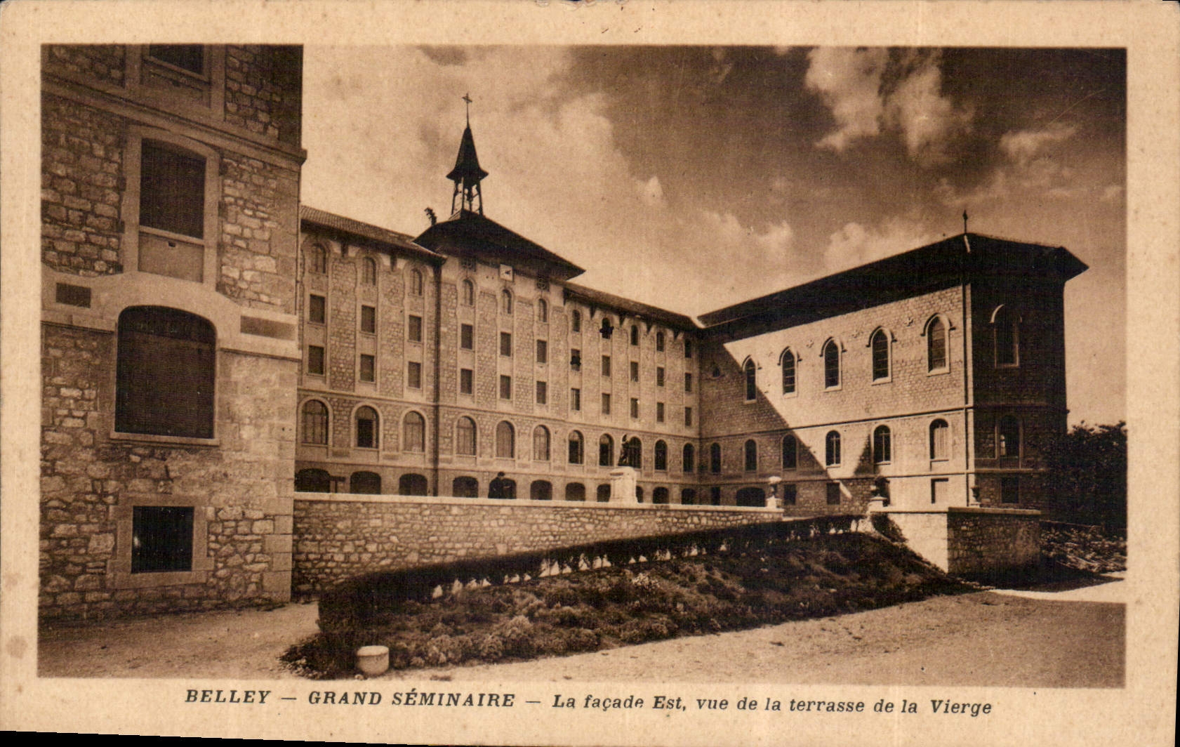 CPA Belley Grand Seminaire La Facade Est vue de la terrasse de la Vierge 