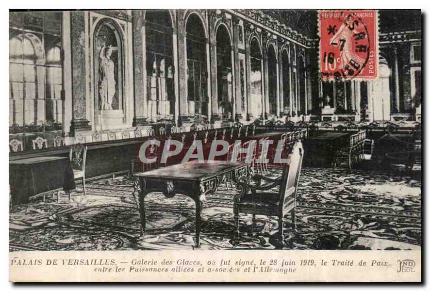 CPA Palais de Versailles galerie des Glaces ou fut signe le 28 juin 1919 le Traite de Paix entre les