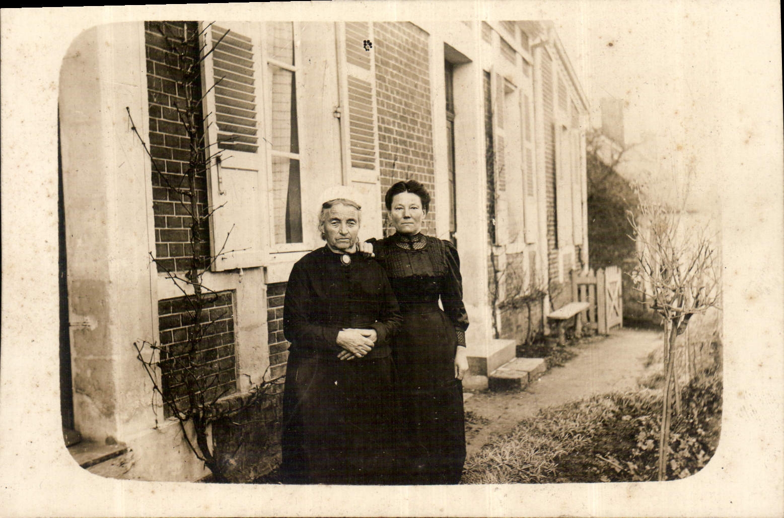 CARTE PHOTO Femmes