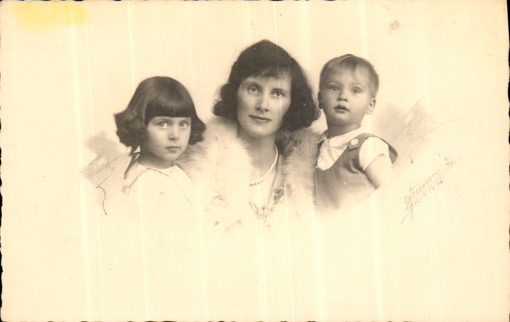 Famille — portrait studio — photographe Ottenemyer, Brno