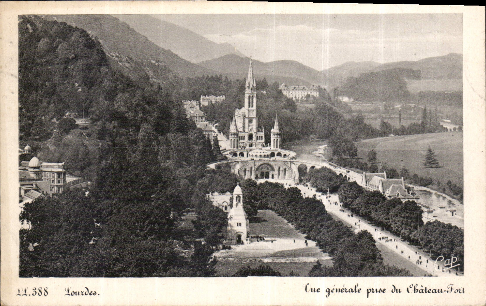 CPA Lourdes vue generale prise du bateau fort 