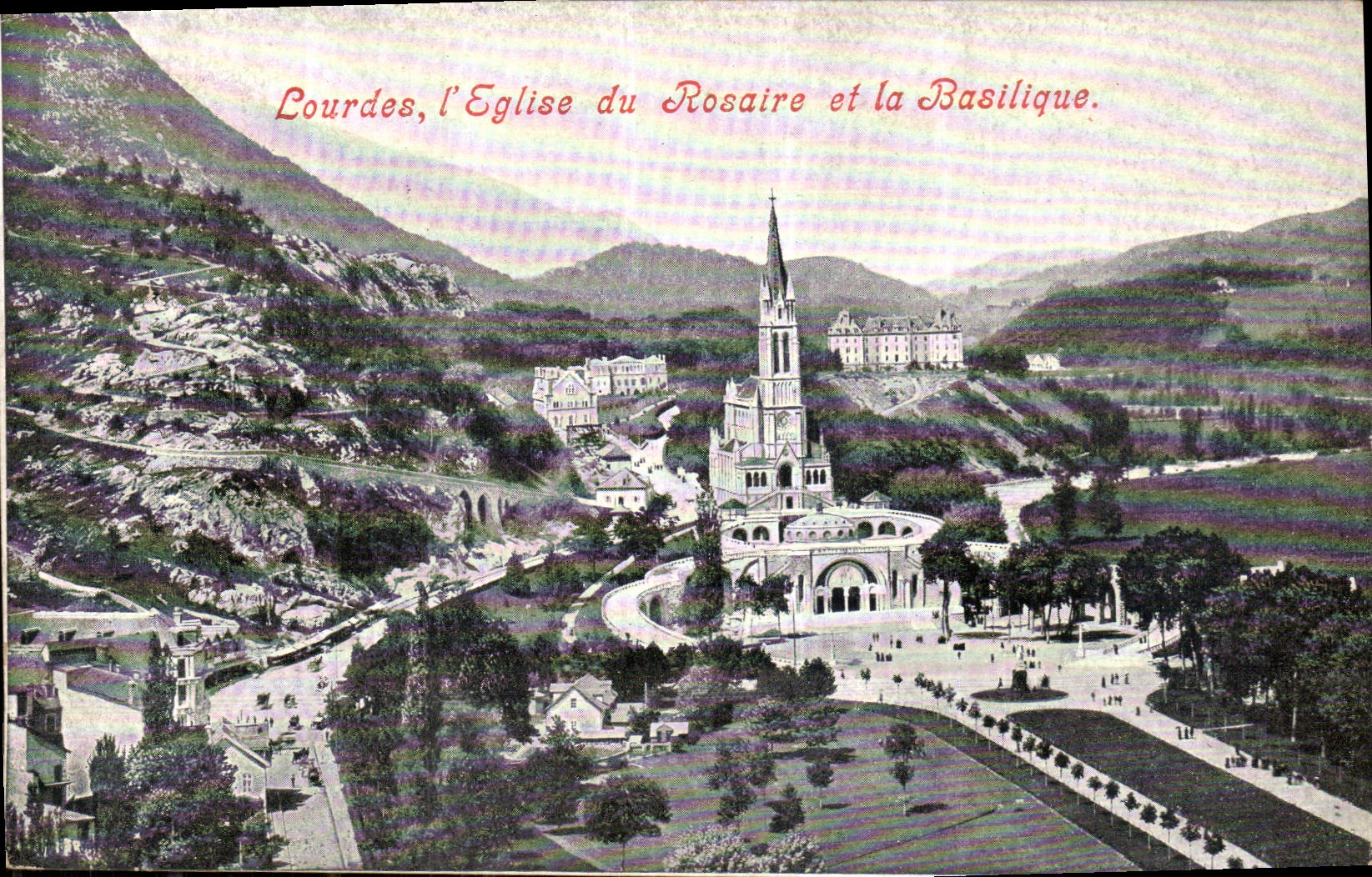 CPA Lourdes L'Eglise du Rosaire et la Basilique 