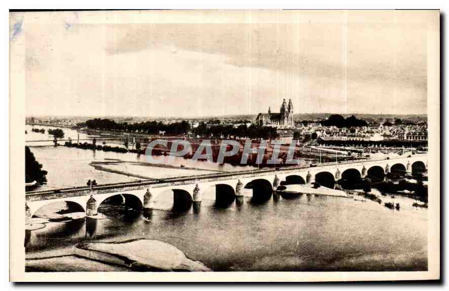 CPA Tours vue generale 
