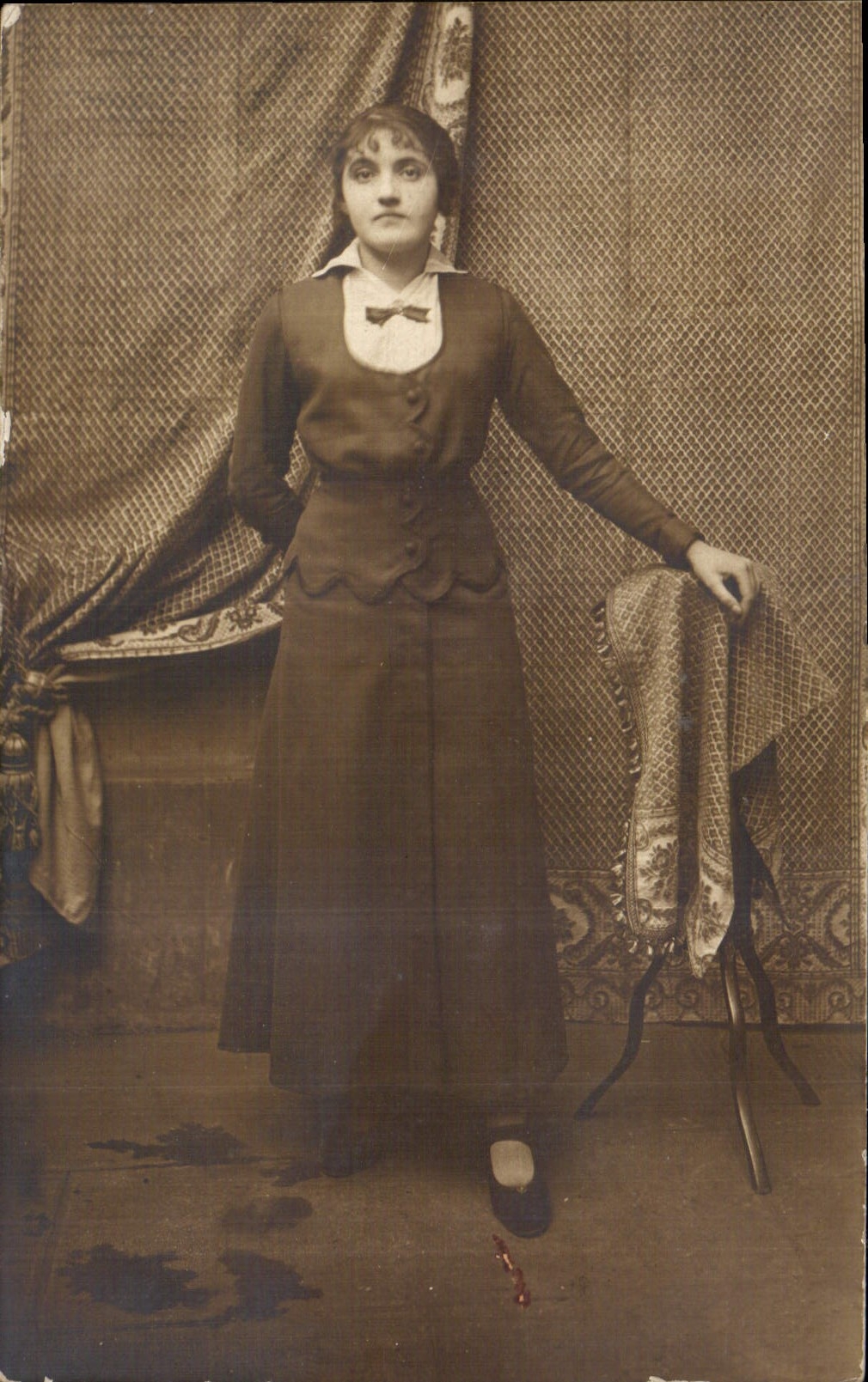 CARTE PHOTO Femme
