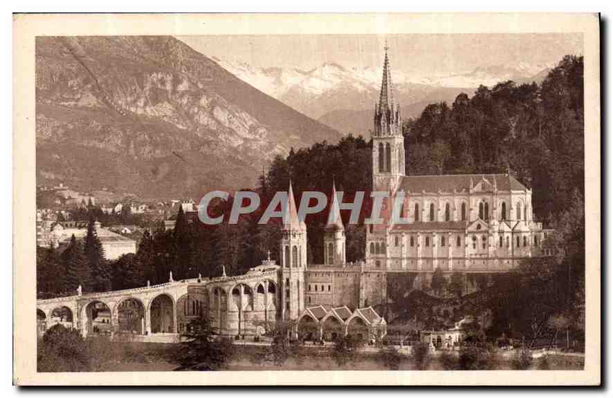 CPA Lourdes la Basilique 