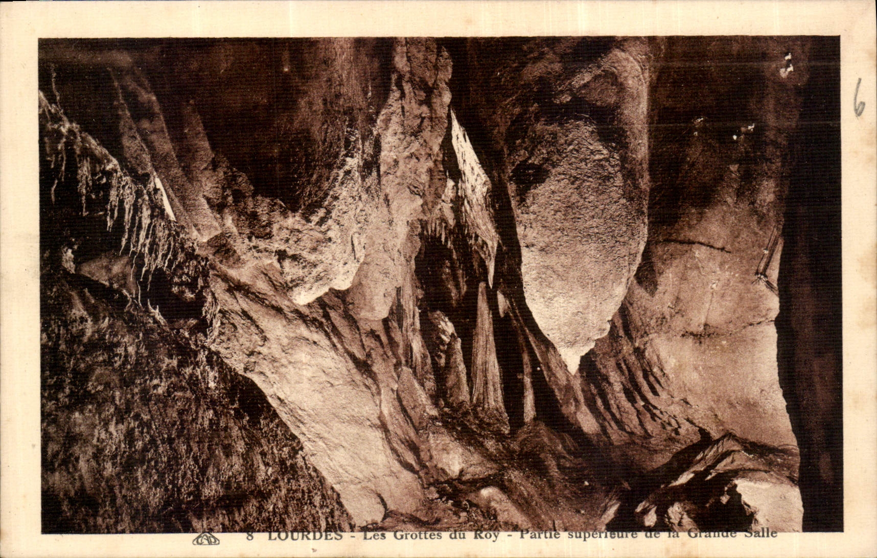 CPA Lourdes les Grottes du Roy Partie superieure de la Grande Salle 