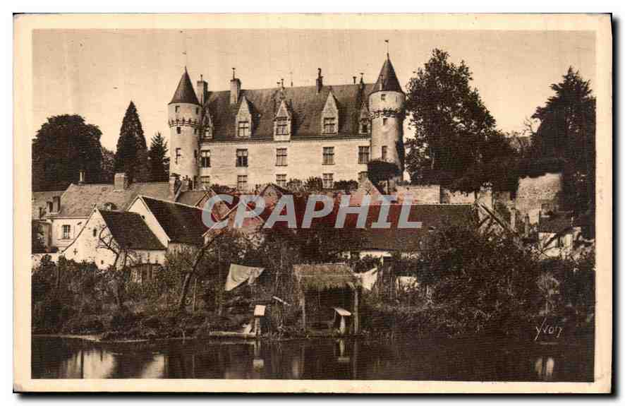 CPA Chateaux de la Loire Chateau de Montresor I et L vue generale 