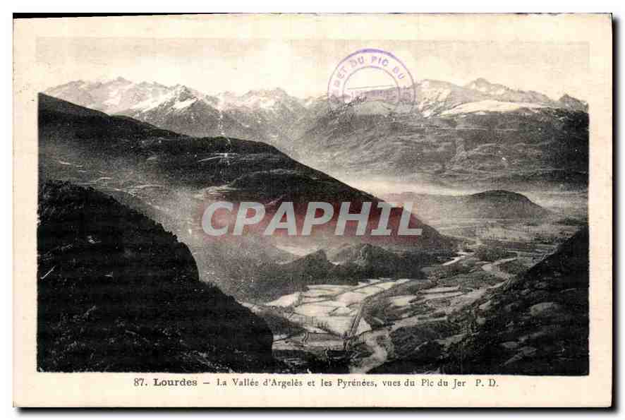 CPA Lourdes la Vallee d'Argeles et les Pyrenees vues du Pic du Jer 