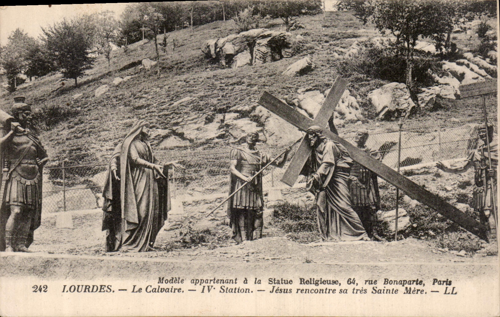 CPA Lourdes le Calvaire IV station Jesus rencontre sa tres Sainte Mere 