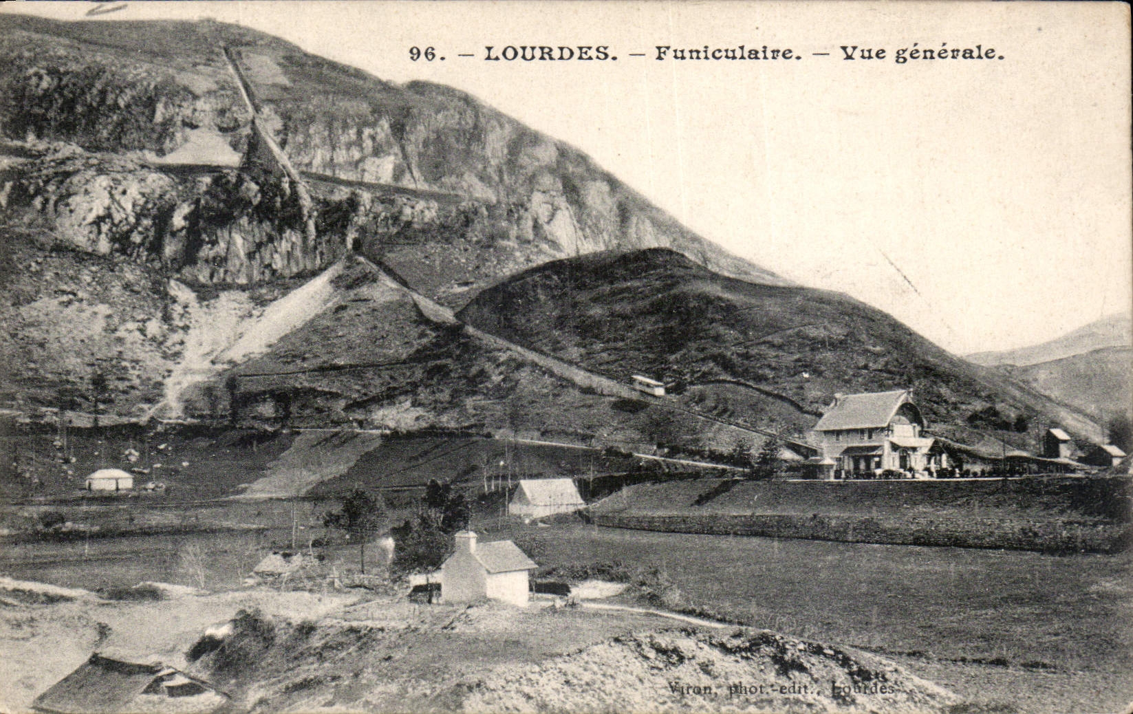 CPA Lourdes Funiculaire vue generale 